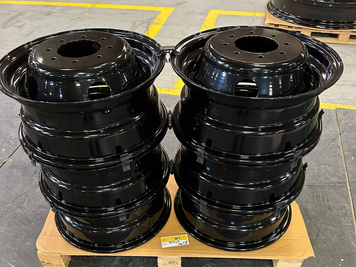 dually wheel